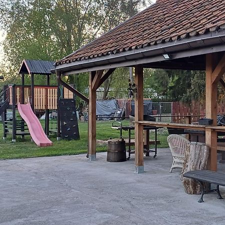 Gosciniec Twoje Mazury Nad Jeziorem Sniardwy Tuz Obok Plazy Nowe Guty Ngoại thất bức ảnh